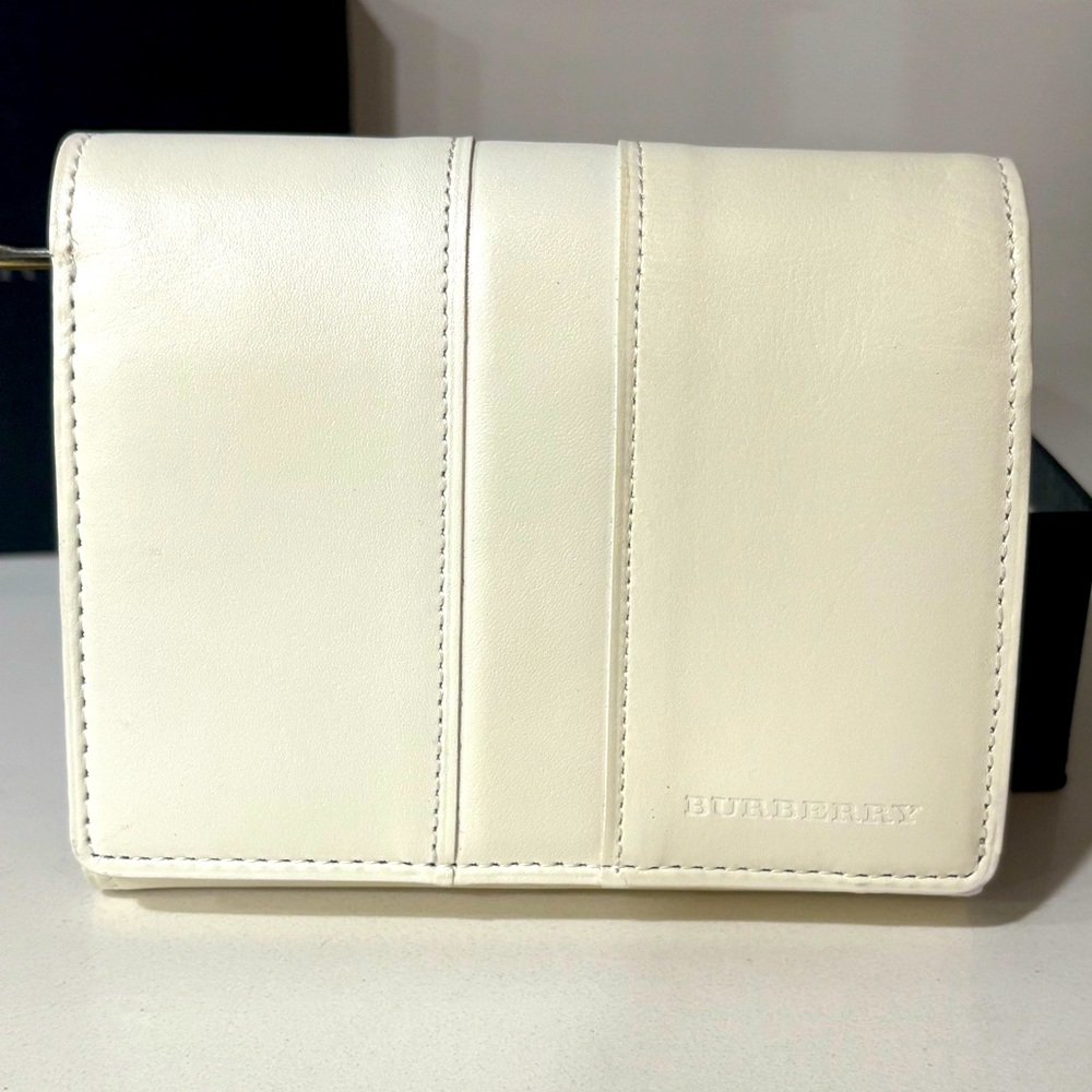 Burberry Bi-fold Wallet with Wrap-around Zipper Full InclusionC